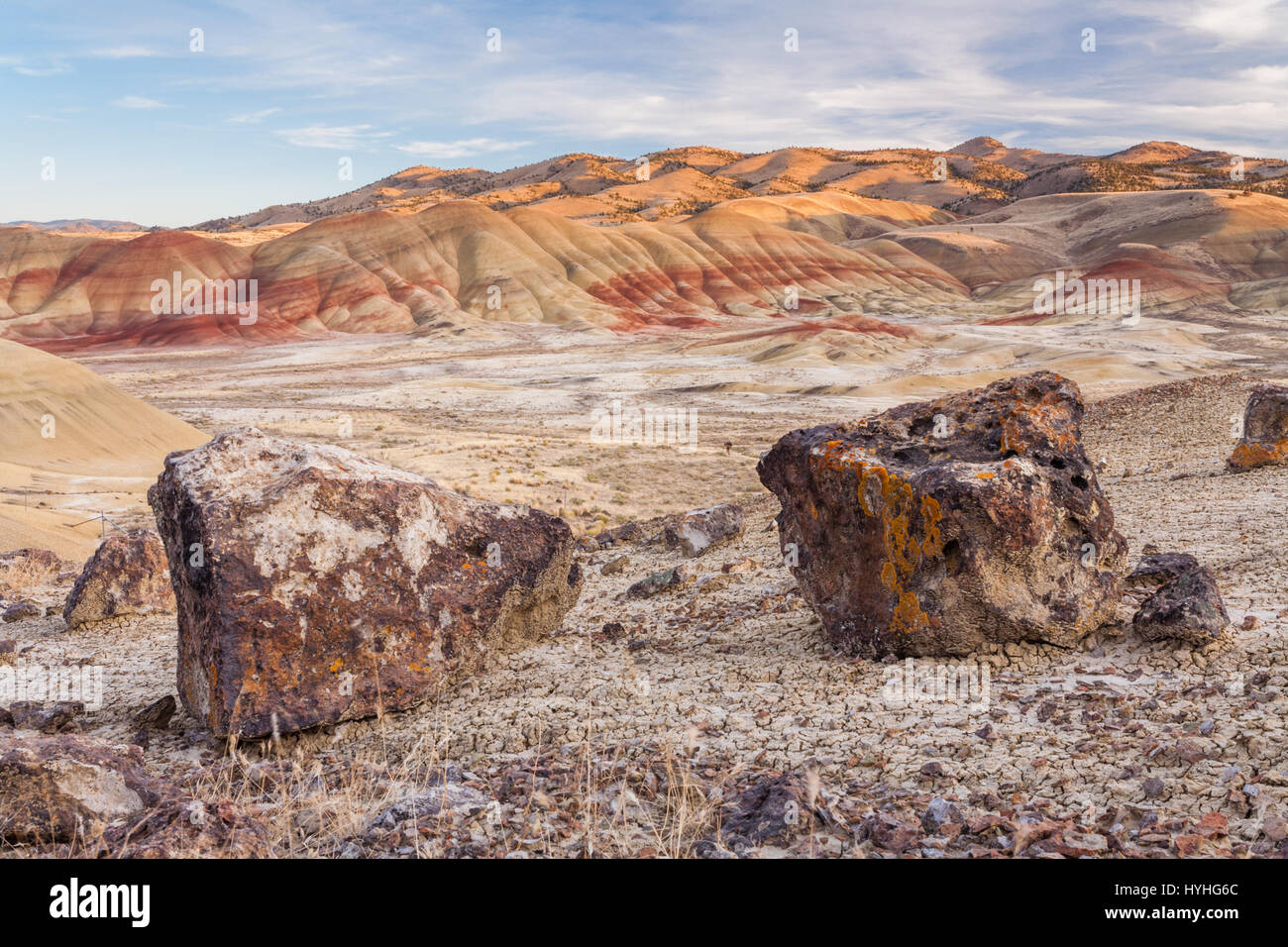 Atardecer en cerros pintados, John Día yacimientos fósiles Monumento Nacional, Oregon. Foto de stock