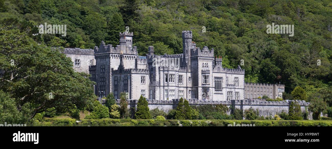 La abadía de Kylemore en Irlanda Foto de stock
