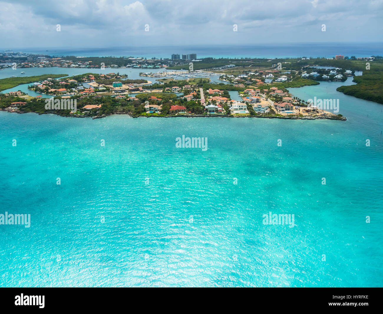 Westbay y Cypress Pointe con campos de golf, zona residencial de lujo, Georgetown, Gran Caimán, el Caribe, las Islas Caimán Foto de stock