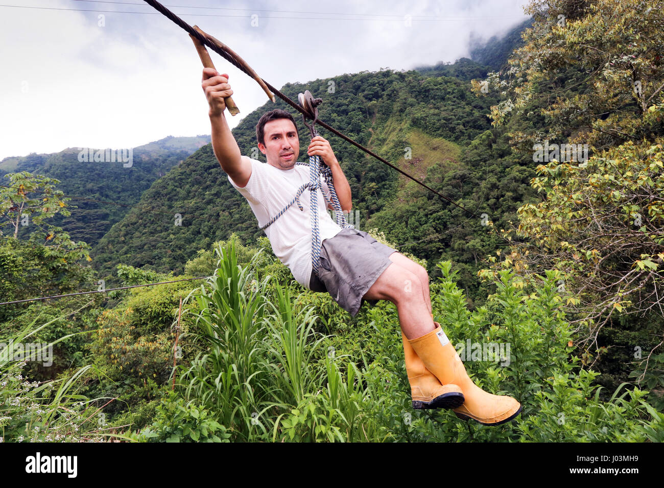 Columbia, Río Río Negro WILMAR BORQUERO oscila los casi 500 metros de