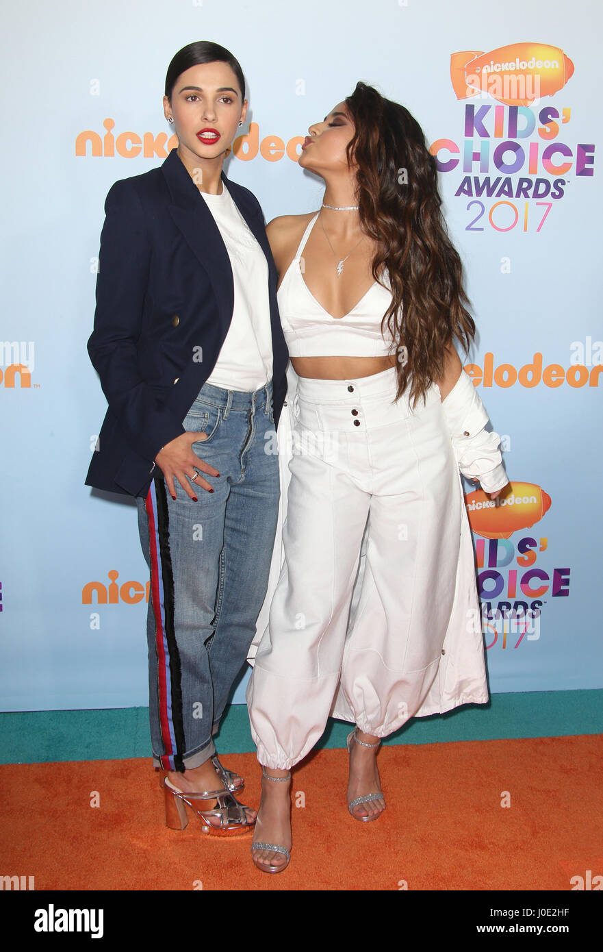 Nickelodeon's Kids' Choice Awards 2017 - Llegadas Con: Naomi Scott