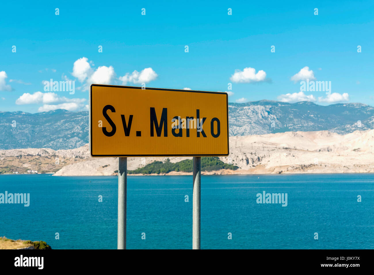 Sv. Marko signpost, la isla de Pag, Croacia Foto de stock