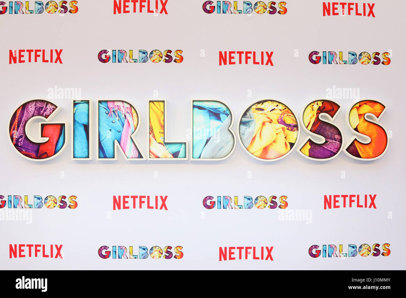 Los Angeles, California, EEUU. 17 abr, 2017. ''Girlboss'' emblema en el ''Girlboss'' Estreno en ArcLight Theatre el 17 de abril de 2017 en Los Angeles, CA. Crédito: Kathy Hutchins/via zuma zuma alambre/Cable/Alamy Live News Foto de stock