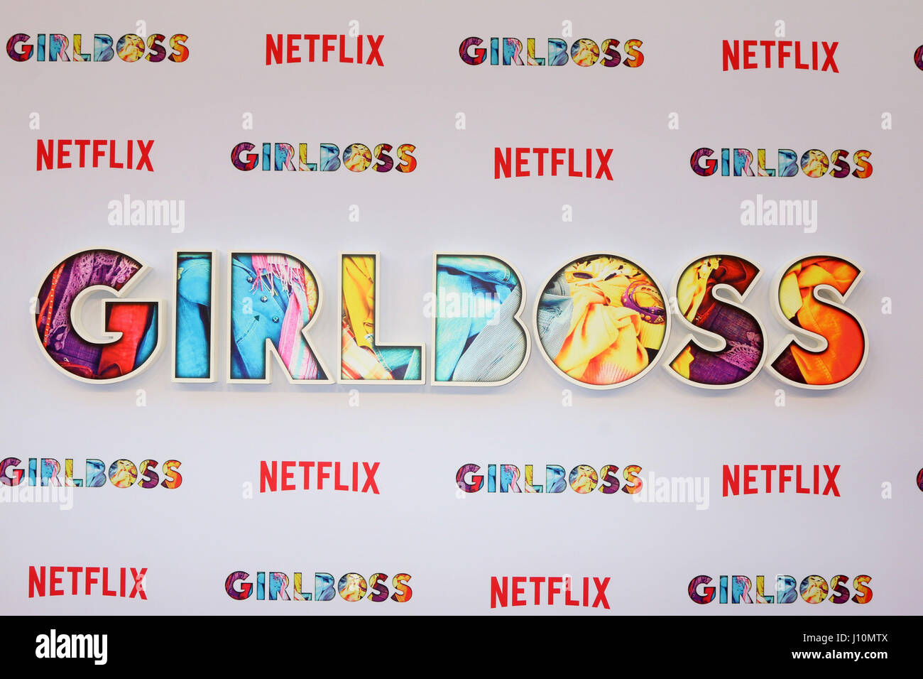 Los Angeles, California, EEUU. 17 abr, 2017. ''Girlboss'' emblema en el ''Girlboss'' Estreno en ArcLight Theatre el 17 de abril de 2017 en Los Angeles, CA. Crédito: Kathy Hutchins/via zuma zuma alambre/Cable/Alamy Live News Foto de stock