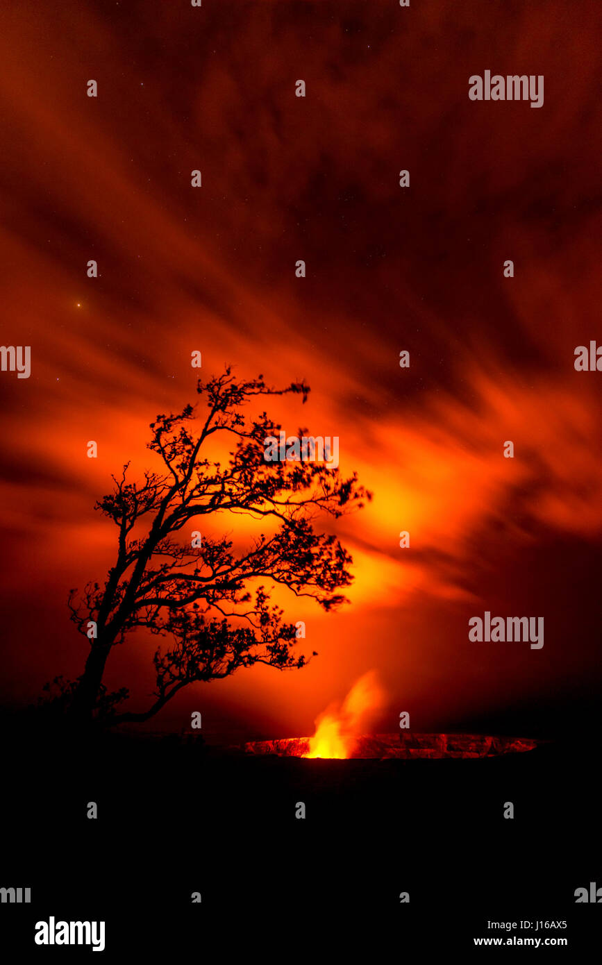 Una estrella fugaz fotografías e imágenes de alta resolución - Página 7 -  Alamy