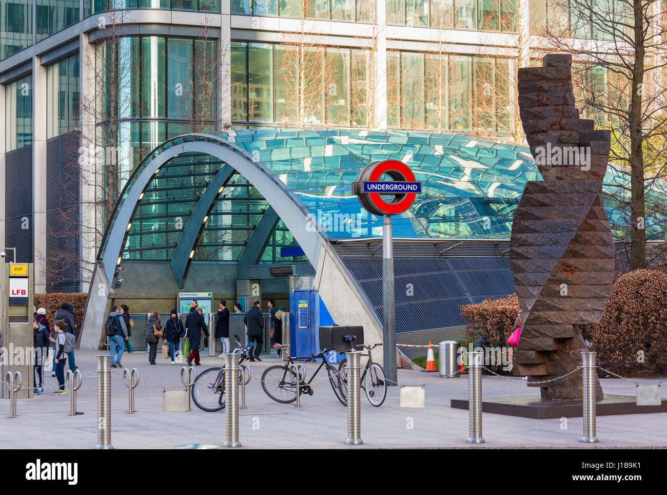 La estación de metro de Canary Wharf, los Docklands de Londres, Inglaterra, Reino Unido. Foto de stock