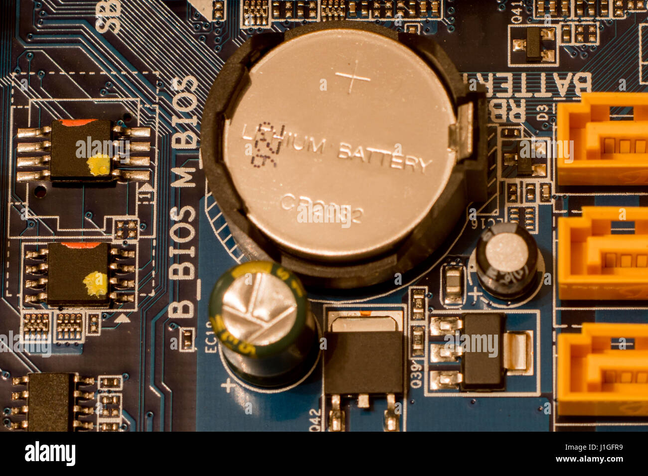 Batería del reloj de la placa base del ordenador Fotografía de stock - Alamy
