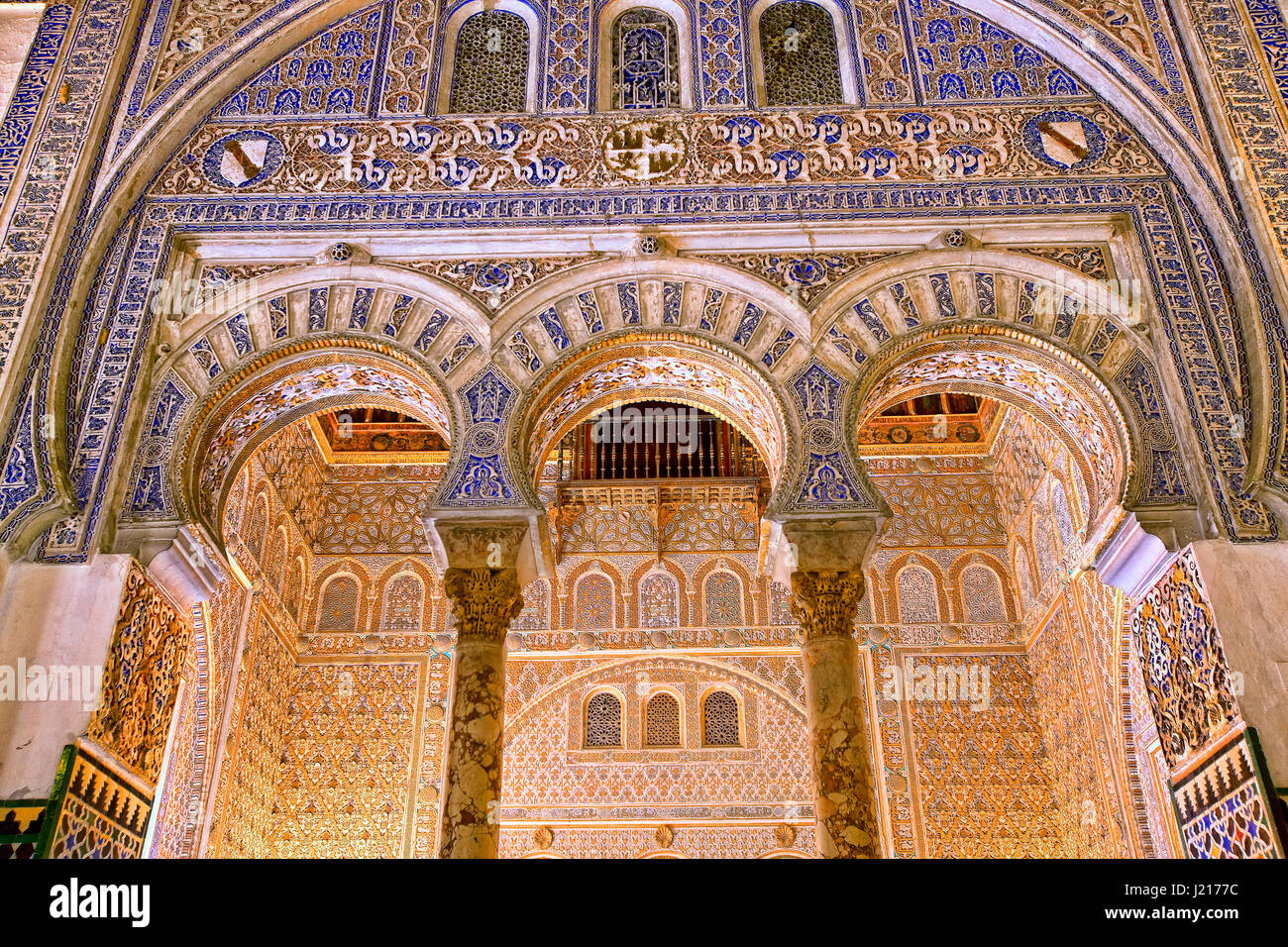 el-salon-de-embajadores-en-el-real-alcazar-sevilla-j2177c.jpg