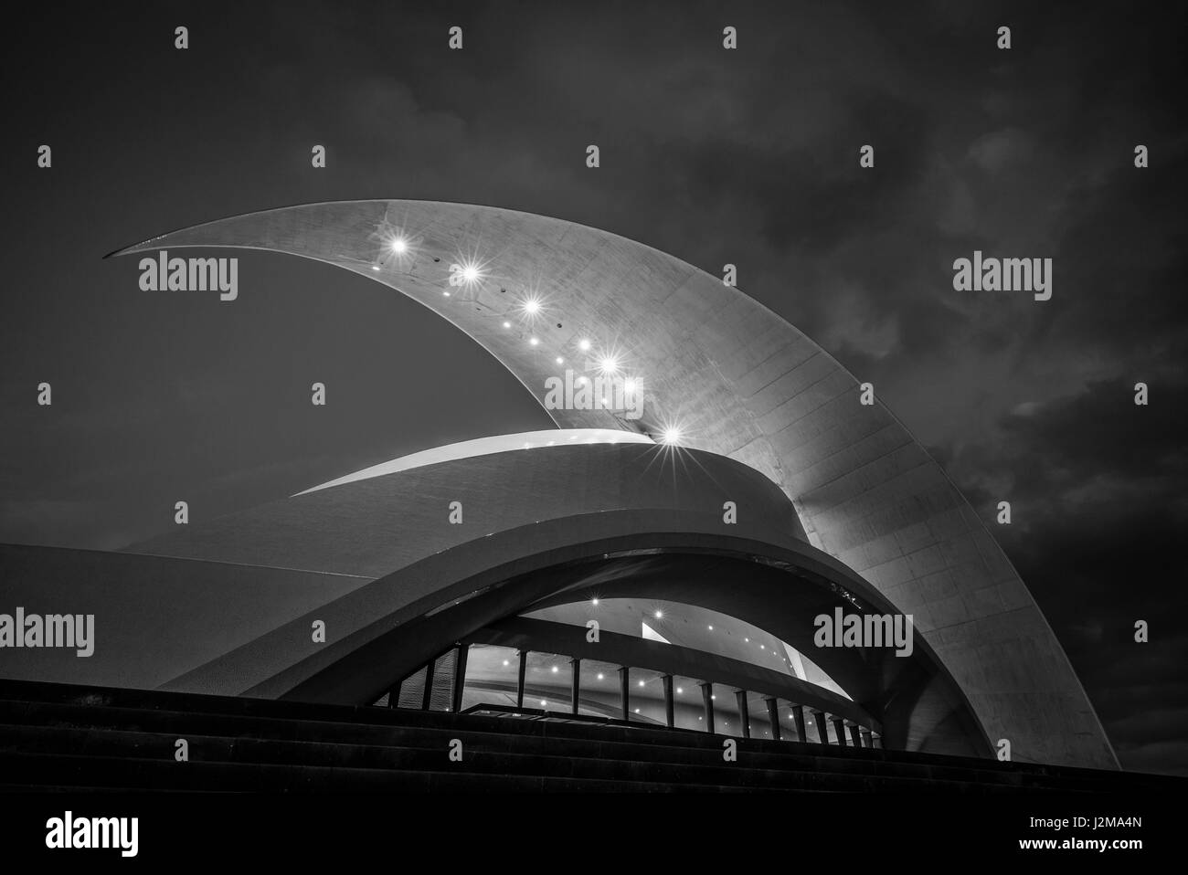 Auditorio de tenerife arquitecto adan martin Imágenes de stock en ...