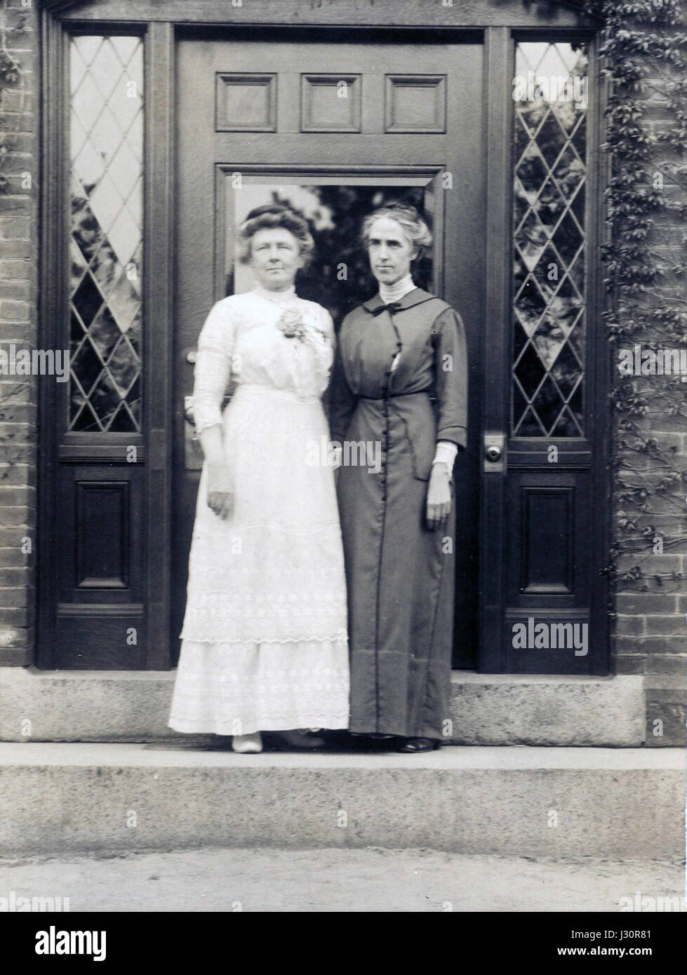 Annie Jump Cannon y Henrietta Swan Leavitt, 1913 Foto de stock