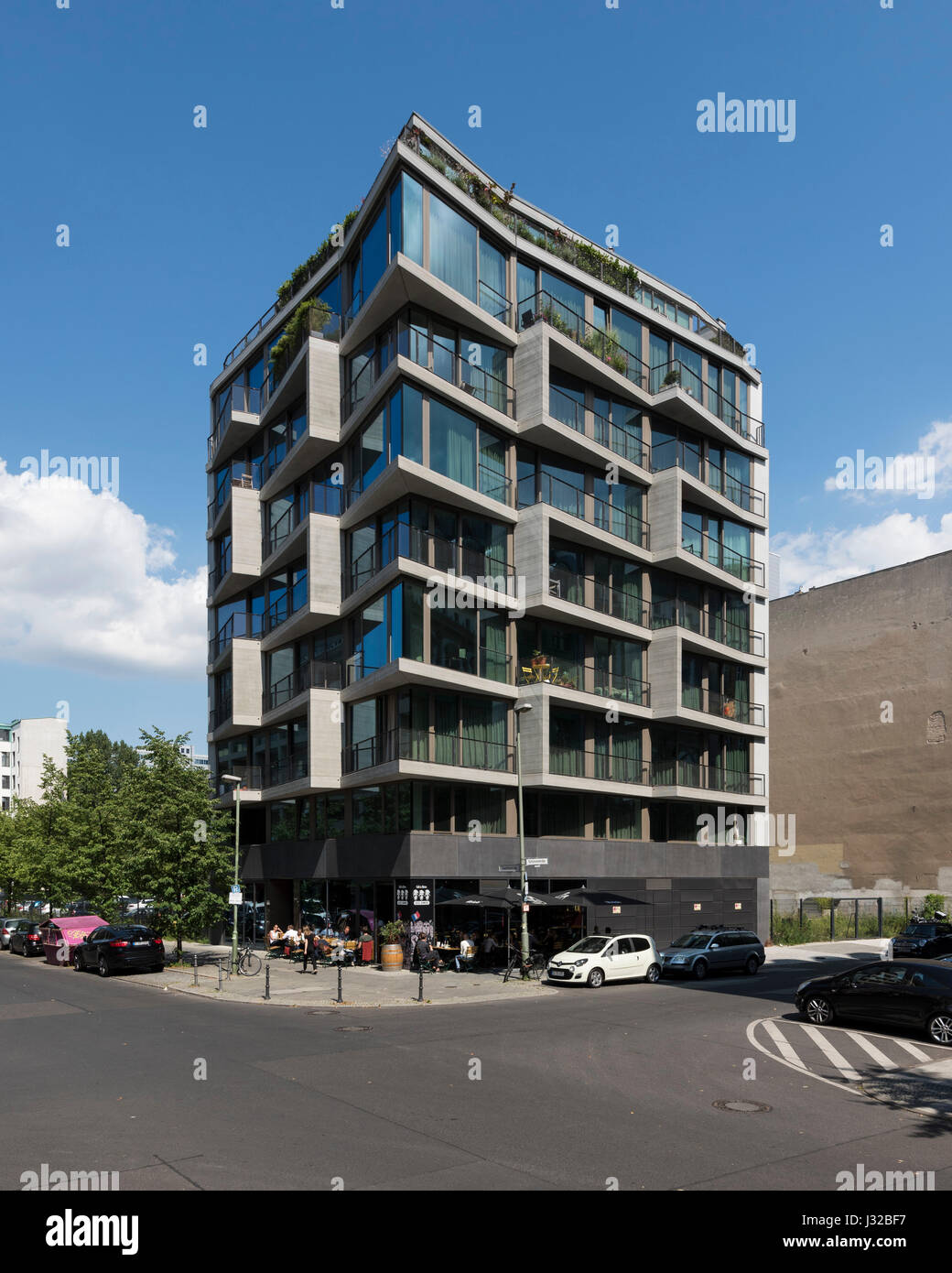 Berlín, Alemania. Apartmenthaus, Charlottenstraße 19, Charlottenstrasse 19, Mitte. Schrobsdorff Bau AG, terminó el año 2013. Foto de stock