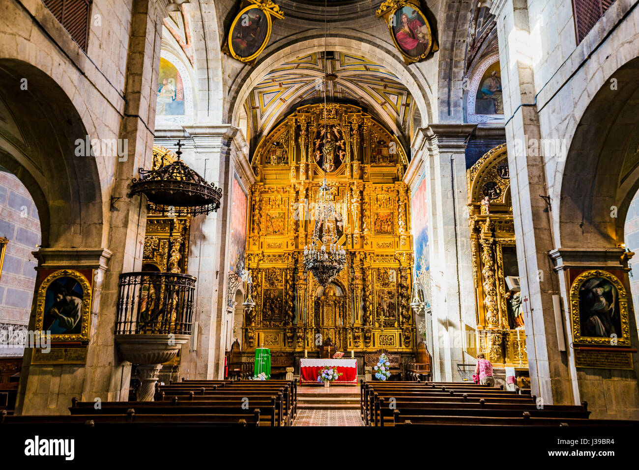 Foto de Colegiata de Santa María de Arbazal en Allande, Asturias