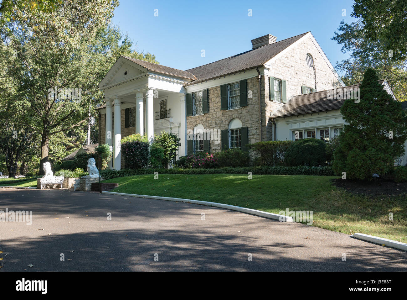 Exterior de Graceland en Memphis Tennessee Foto de stock