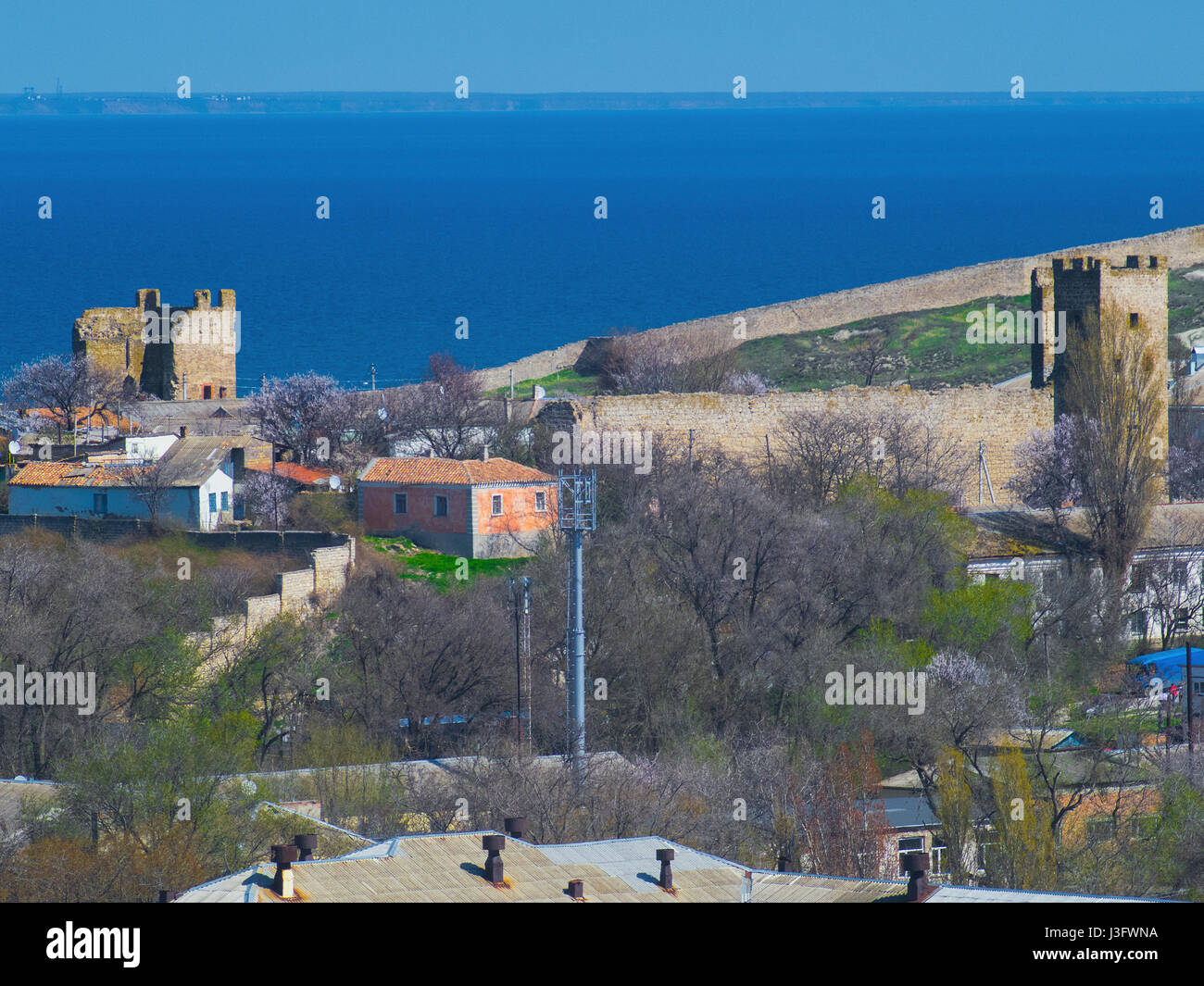 Las ruinas de la fortaleza genovesa en Crimea. Foto de stock