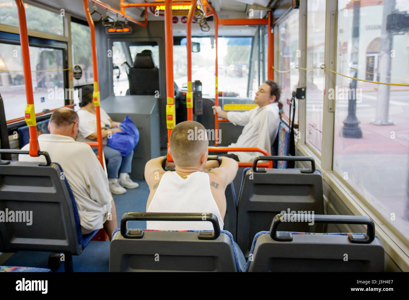 Metrobus miami dade fotografías e imágenes de alta resolución - Alamy