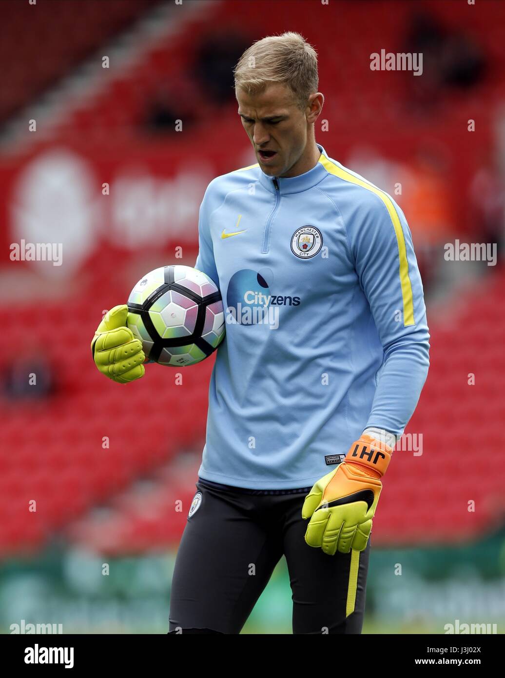 JOE HART EN EL CALENTAMIENTO PREMIER LEAGUE Stoke City V M ...