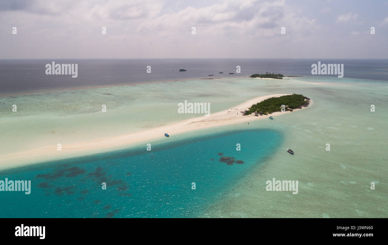 Fantástica vista aérea sobre el banco de arena, Maldivas Foto de stock