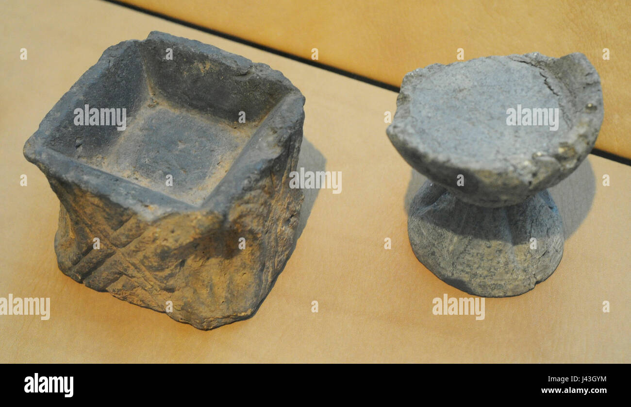 En Escandinavia. Edad media. Las lámparas de aceite hechas de arcilla