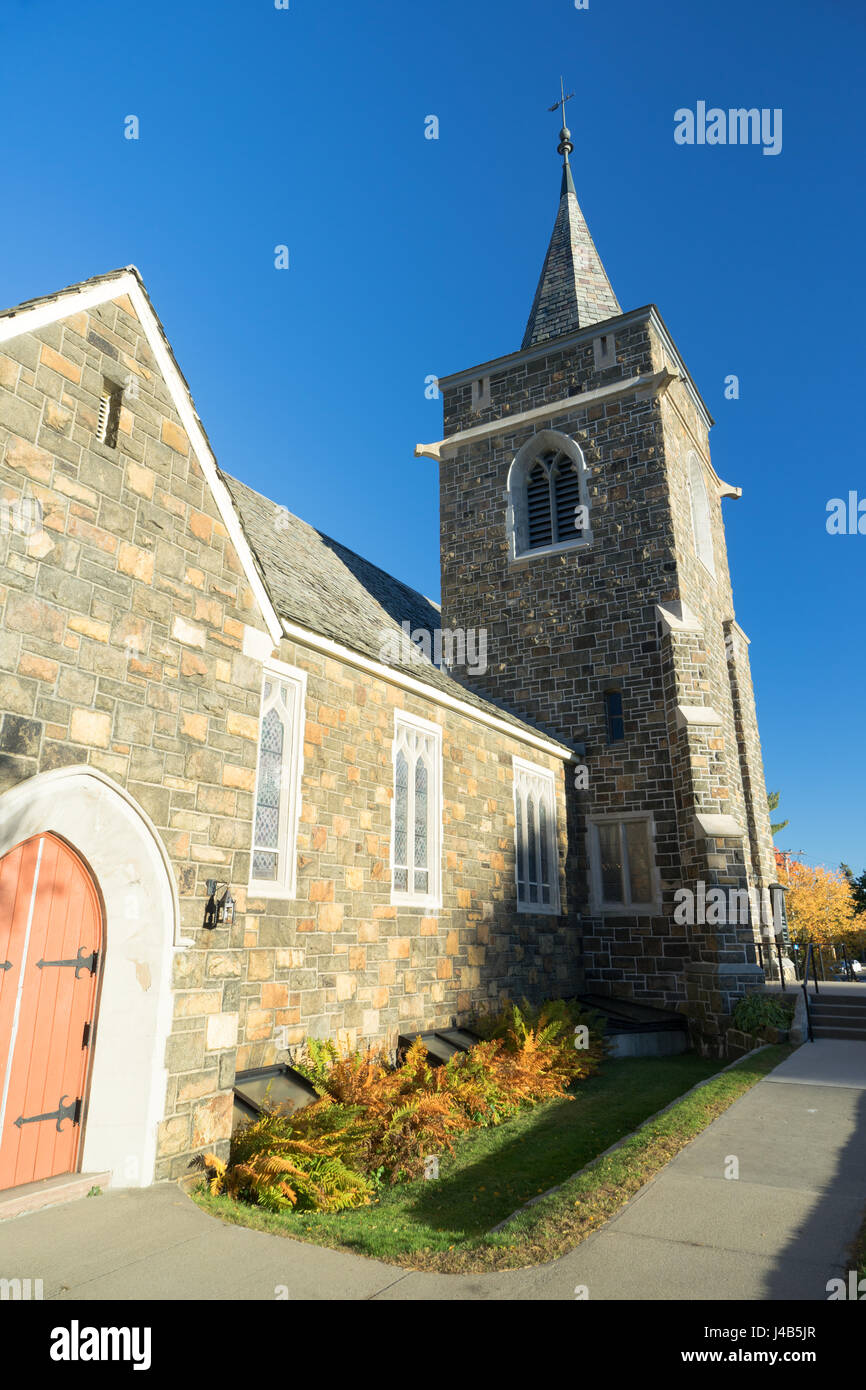 Iglesia de la comunidad de Adirondack, Lake Placid, estado de Nueva York, EE.UU.. Foto de stock