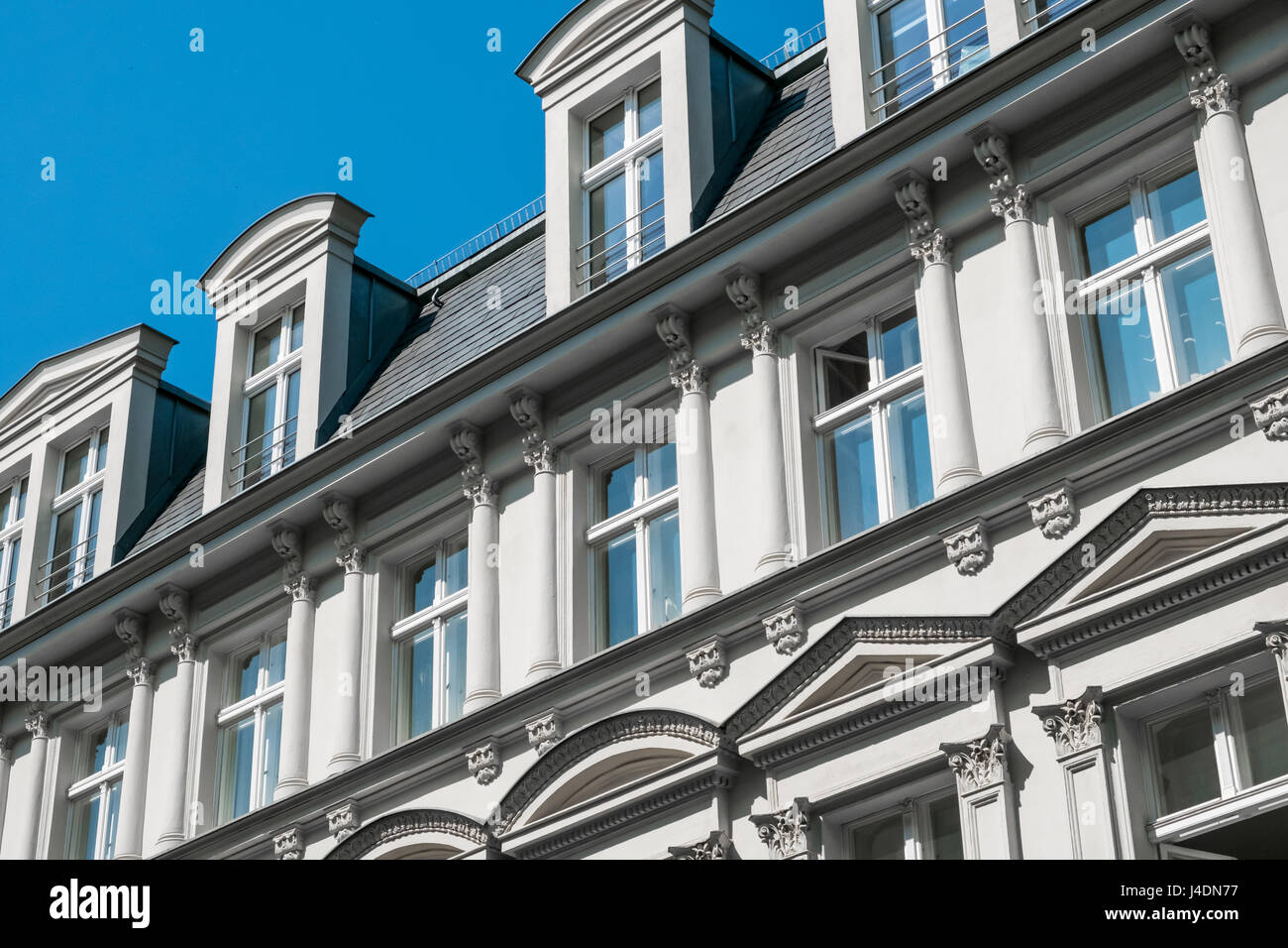 Real estate exterior - fachada / casa restaurada Foto de stock