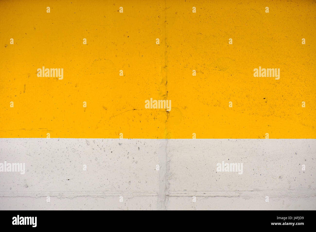 Cruz horizontal asimétrica fotografías e imágenes de alta resolución - Alamy