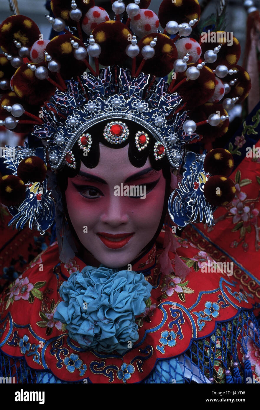 China, Shanghai, ópera, actor, retrato de vestuario, tocado, teatro,  tradicionalmente, arte popular, ropa, maquillaje, compone, cantante de ópera,  fuera, el folclore, la ópera de Pekín, mujer, Chino Fotografía de stock -  Alamy