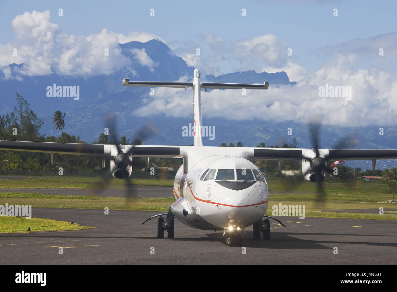 En Moorea, Polinesia Francesa, aeropuerto, campo de aterrizaje, el avión, Foto de stock