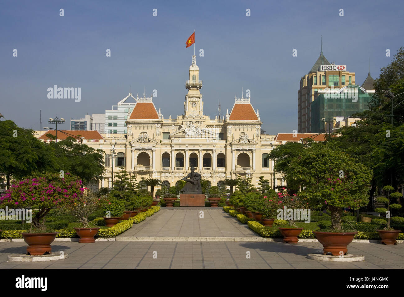 Vietnam, Ho Chi Minh Stadt, el ayuntamiento, la estatua, Foto de stock