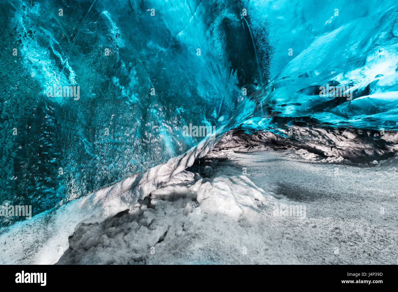 Hermoso paisaje de la cueva de hielo Foto de stock