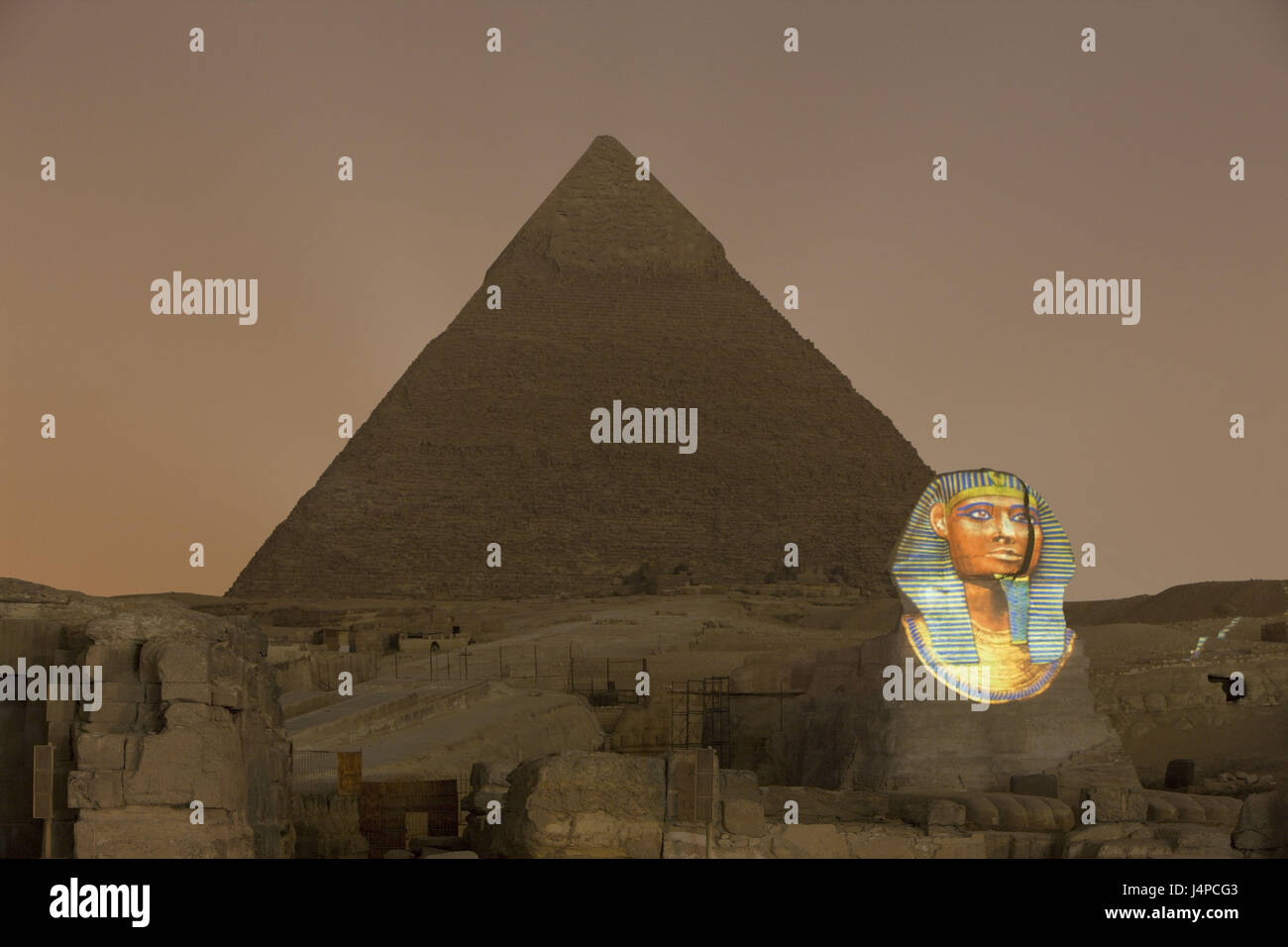Espectáculo de luces en las pirámides de Gizeh, Egipto, El Cairo, Foto de stock
