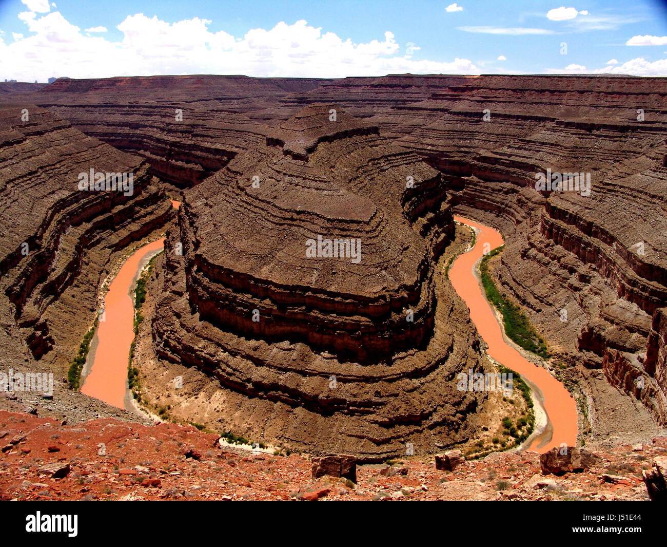 Montañas de piedra roca usa arizona montaña naranja rojo agua de río