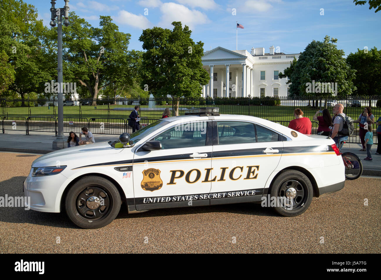 Servicio Secreto de los Estados Unidos vehículo policial fuera de la Casa Blanca, Washington DC, EE.UU. Foto de stock