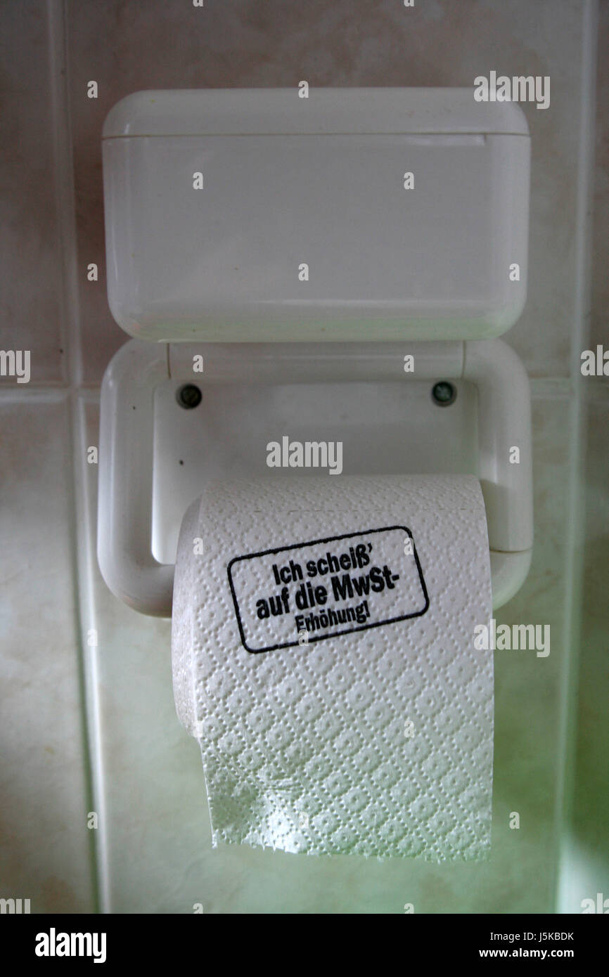 Hogar wc veredicto la política fiscal divertido papel higiénico baño iva  queer Fotografía de stock - Alamy