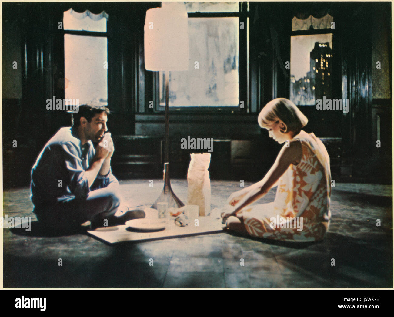 John Cassavetes, Mia Farrow, de la película "Rosemary's Baby", 1968 Foto de stock