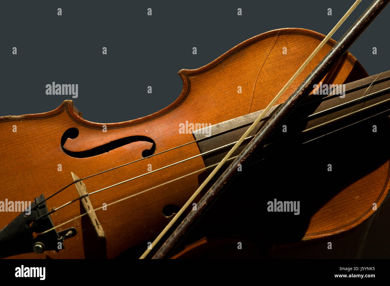 violín e imágenes de alta resolución - Alamy