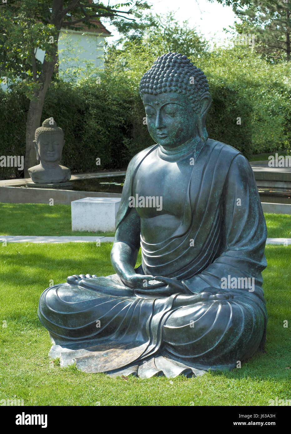 La religión creencia relajación estatua Buda meditación material sintético de plástico Foto de stock