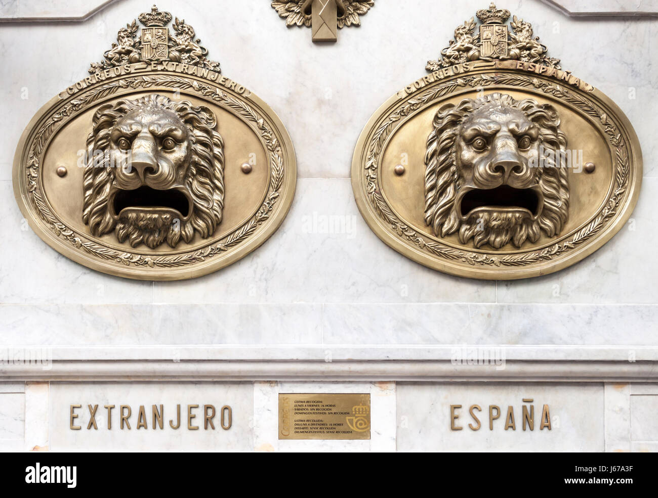 Buzón de la oficina central de correos. Valencia, España Fotografía de  stock - Alamy