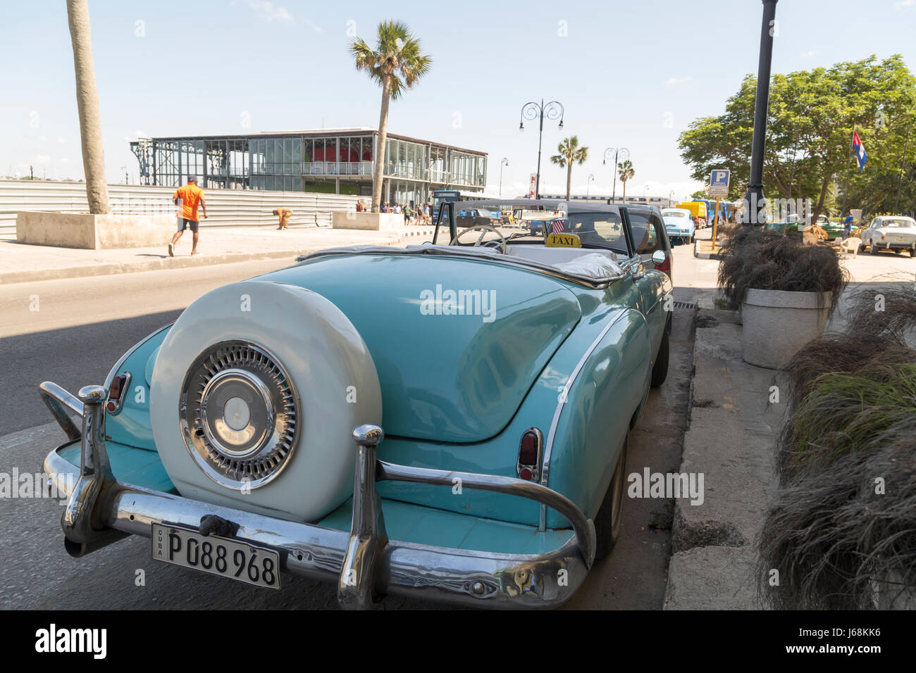 Coche viejo en La Habana, Cuba Foto de stock