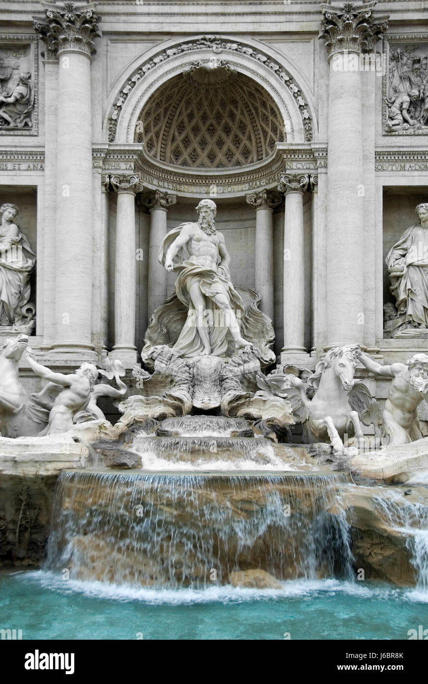 La escultura de mármol de Roma Roma Italia fuente monumento famoso arte estatua Fotografía de