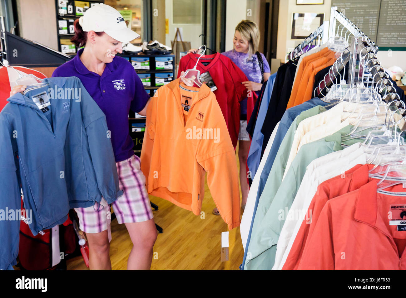 Tienda de Ropa de Golf Online Nº1 en España - Deportes Moya