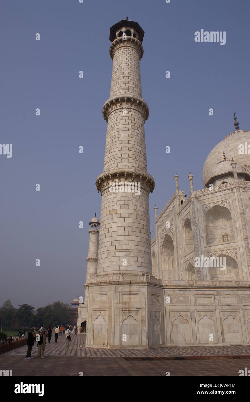Taj Mahal - maravillas del mundo en Agra, India Foto de stock