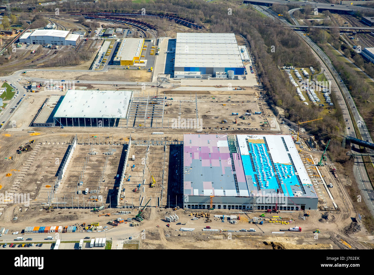 Centro Logístico de Amazon Dortmund, junto a Decathlon, Dortmund, área de Ruhr, Renania del Norte-Westfalia, Alemania,AMAZON Logistik Center Dortmund, neben Decat Foto de stock