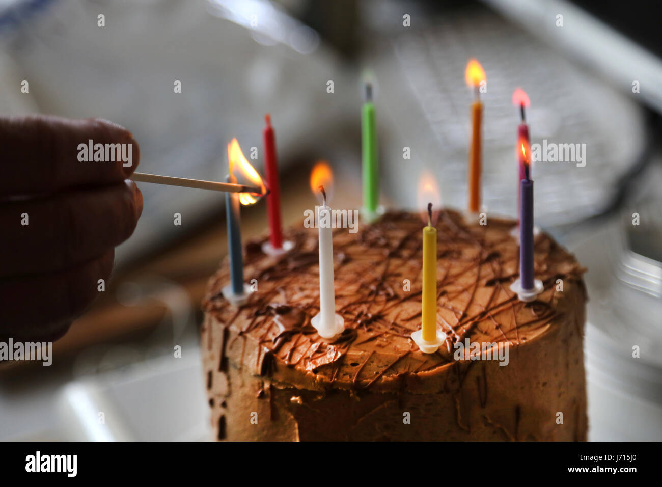Pastel De Cumpleanos Velas Fotografias E Imagenes De Alta Resolucion Alamy Pastel De Cumpleanos Velas Fotografias E Imagenes De Alta Resolucion Alamy