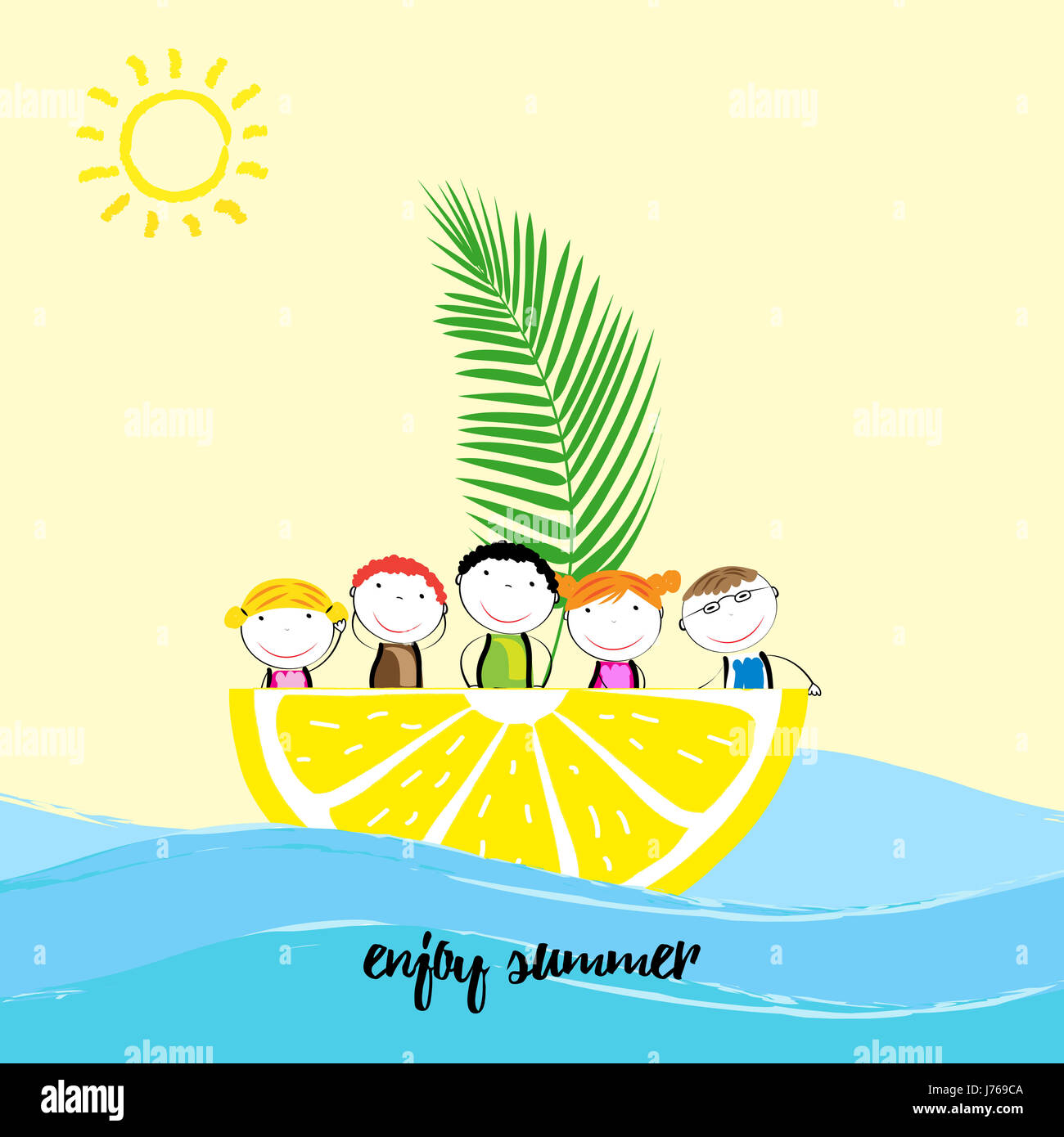 Niños sanos y felices en un barco con fruta fresca Foto de stock