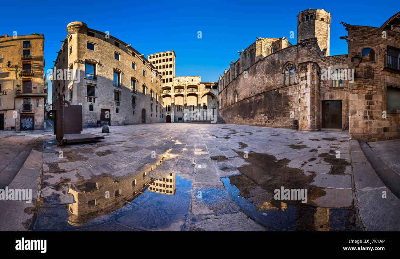 La Plaça del Rei y el Palau Reial Major de Barcelona, Catalynia, España Foto de stock