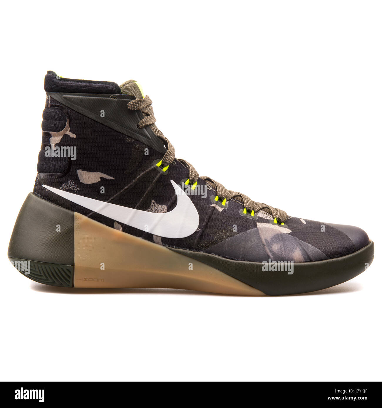 Nike Hyperdunk 2015 PRM Hombres Camo oscuro caqui zapatillas de baloncesto  - 749567-313 Fotografía de stock - Alamy