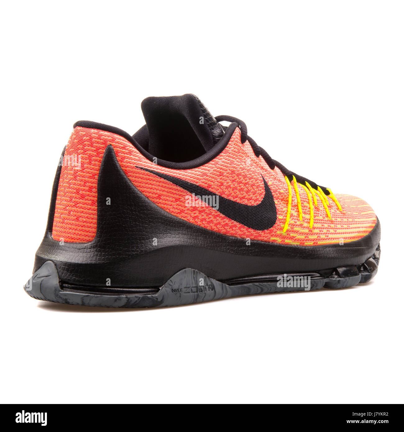 Naranja Negro Nike Fotos e Imágenes de stock - Alamy