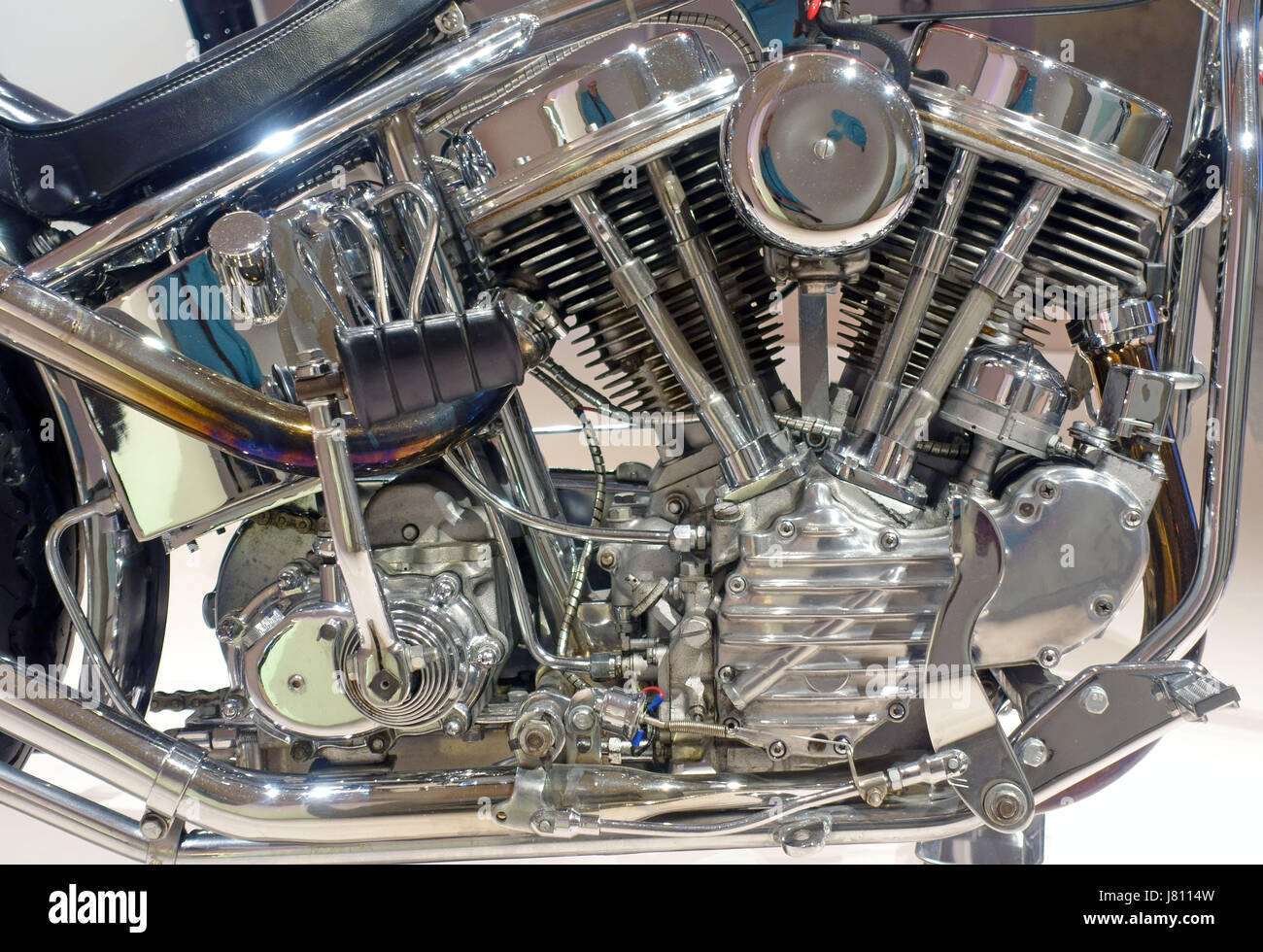 Detalle de vintage motocicleta Harley-Davidson Motor con piezas cromadas,  Londres Fotografía de stock - Alamy