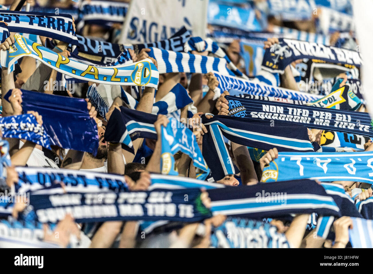 De Ferrara, Italia. El 18 de mayo, 2017. Serie B Trofeo Football/Soccer :  Italiano 'Serie B' coincidencia entre SPAL 2-1 FC Bari en el Stadio Paolo  Mazza en Ferrara, Italia . Crédito