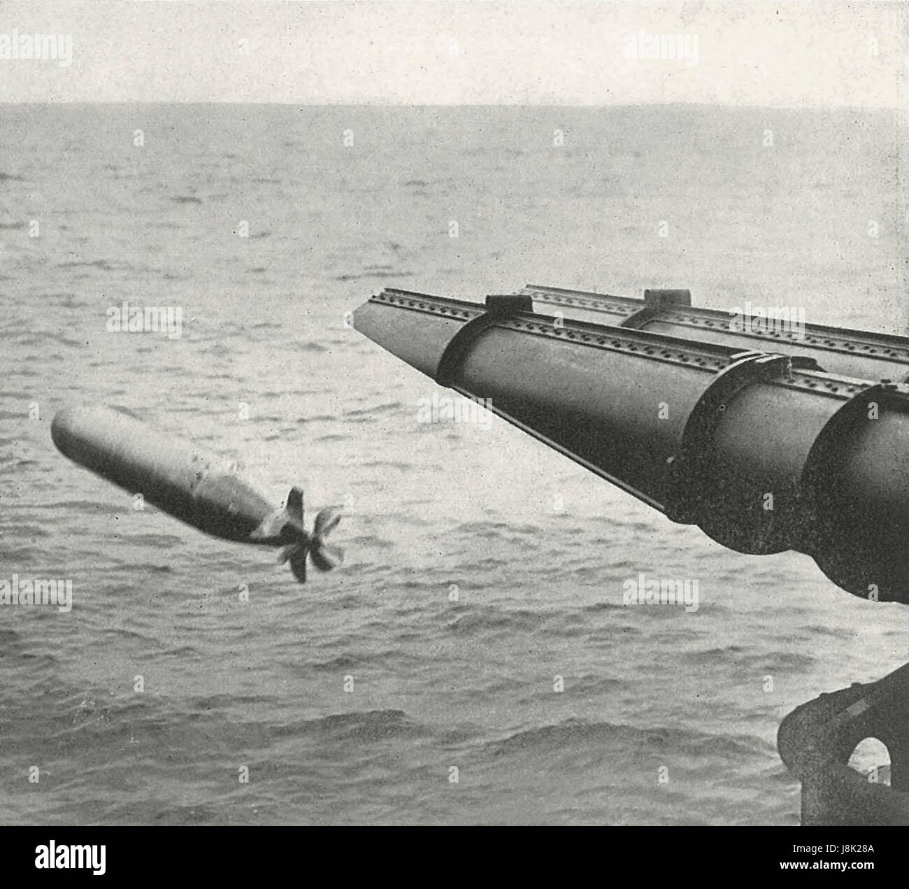 Un torpedo que sale del tubo, la marina americana, circa 1915 Foto de stock